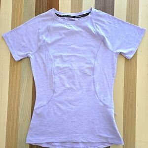 Spyder Active Women's Lavender Short Sleeve Top With Zip Pocket Size XS
